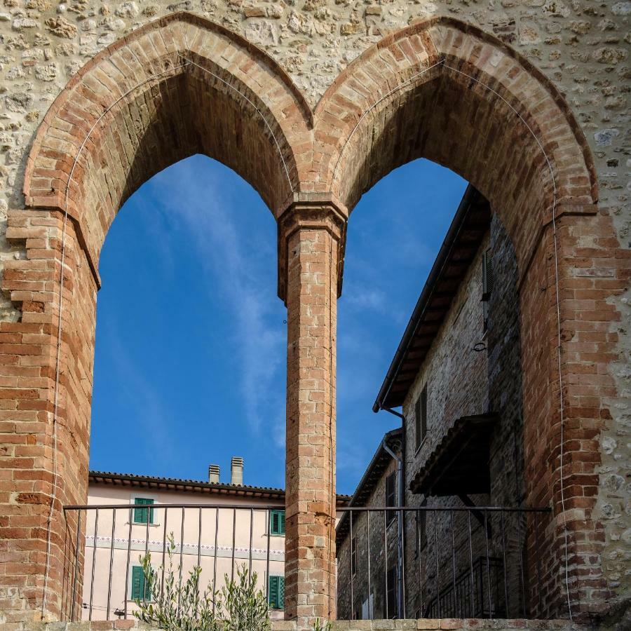 La Dimora Nel Castello Villa Collevalenza Eksteriør billede